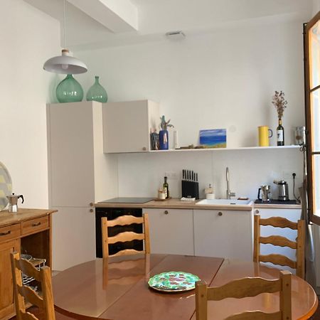 Superbe Appartement Familial En Coeur De Ville - Parking - Petit Dej Sur Demande La Ciotat Eksteriør billede